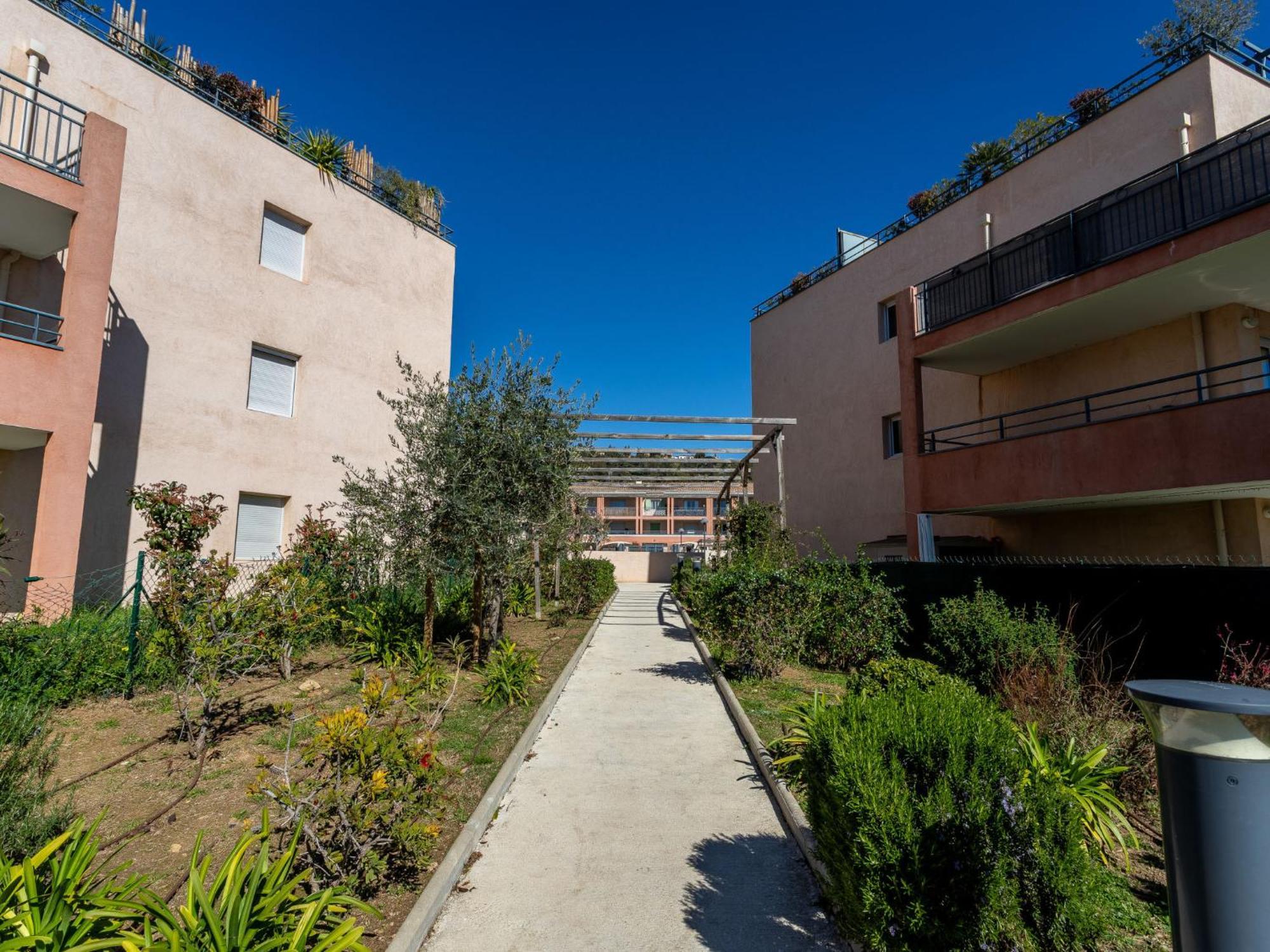 Apartment Le Jardin Du Loderi-1 By Interhome Борм-ле-Мімоза Екстер'єр фото